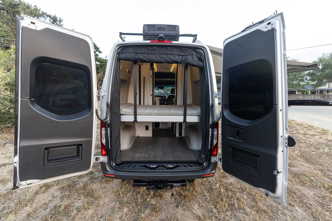 2019 Winnebago - Image 29 of 31