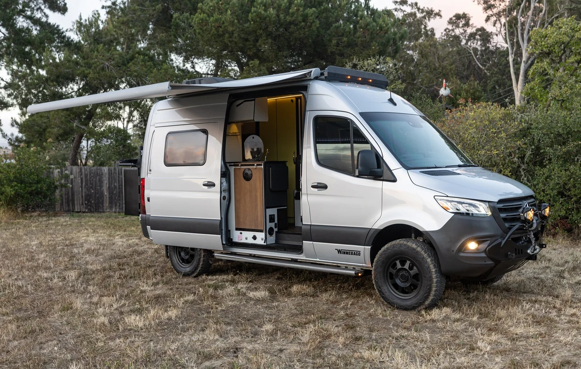 2019 Winnebago - Image 18 of 31