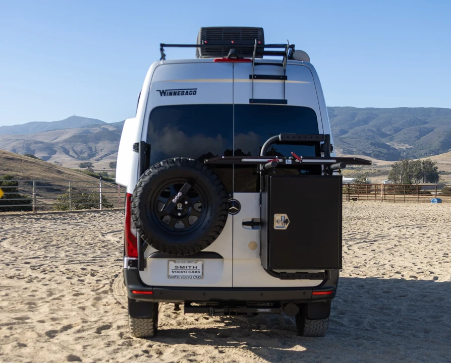 2019 Winnebago - Image 11 of 31