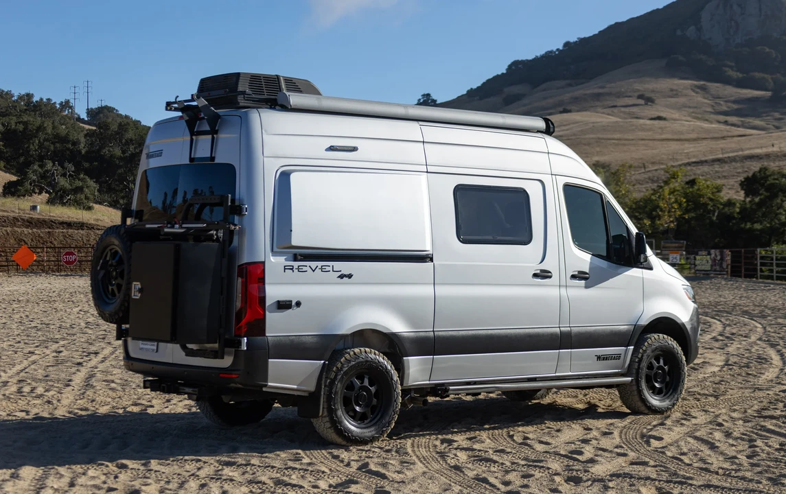 2019 Winnebago - Image 15 of 31