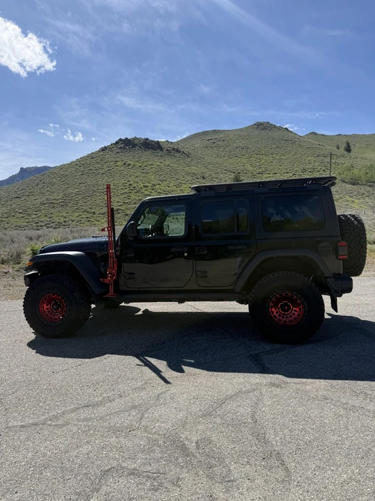 2019 Jeep JL Wrangler - Image 9 of 31