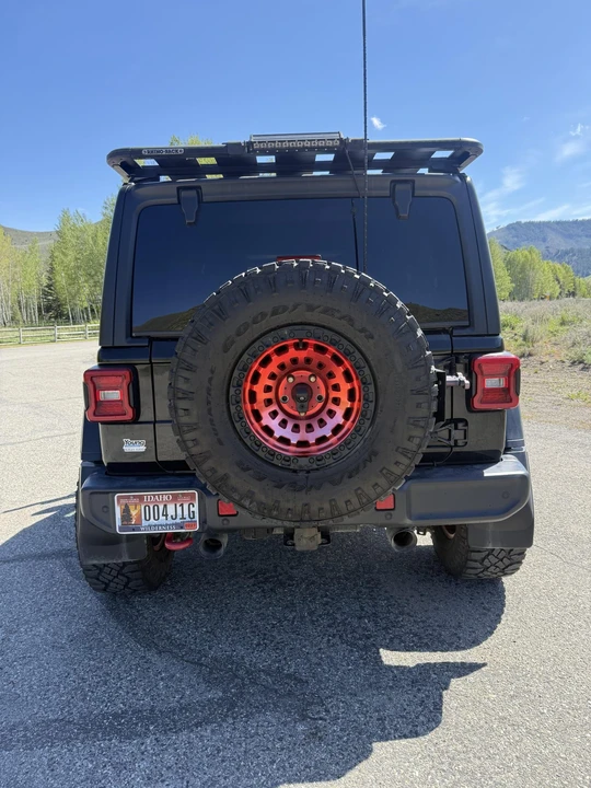 2019 Jeep JL Wrangler - Image 15 of 31