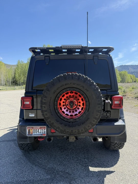 2019 Jeep JL Wrangler - Image 14 of 31