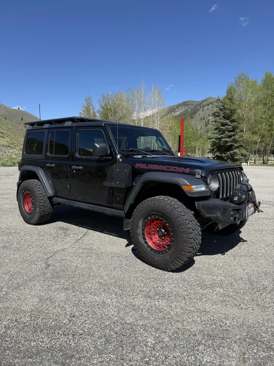 2019 Jeep JL Wrangler - Image 23 of 31