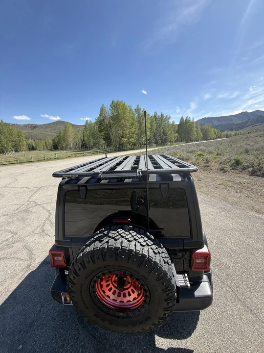 2019 Jeep JL Wrangler - Image 30 of 31