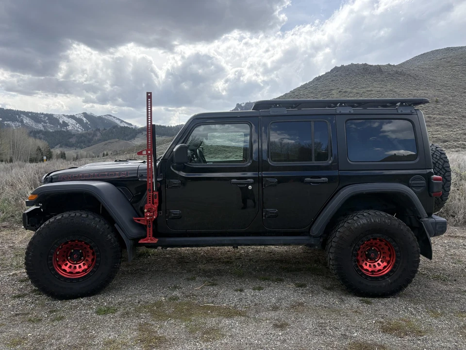 2019 Jeep JL Wrangler - Image 8 of 31