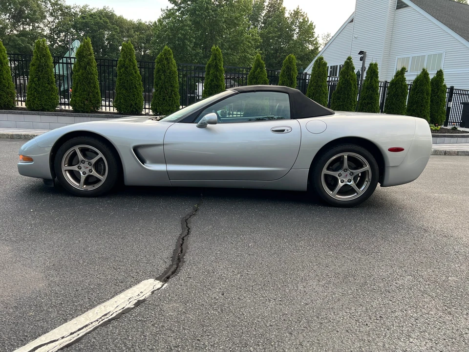 2001 Chevrolet Corvette C5 - Image 8 of 31