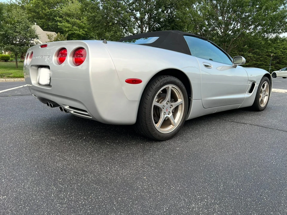 2001 Chevrolet Corvette C5 - Image 5 of 31