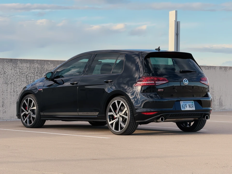 2016 Volkswagen GTI Mk7 - Image 7 of 31