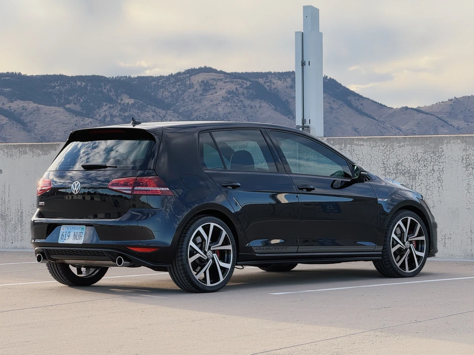 2016 Volkswagen GTI Mk7 - Image 4 of 31