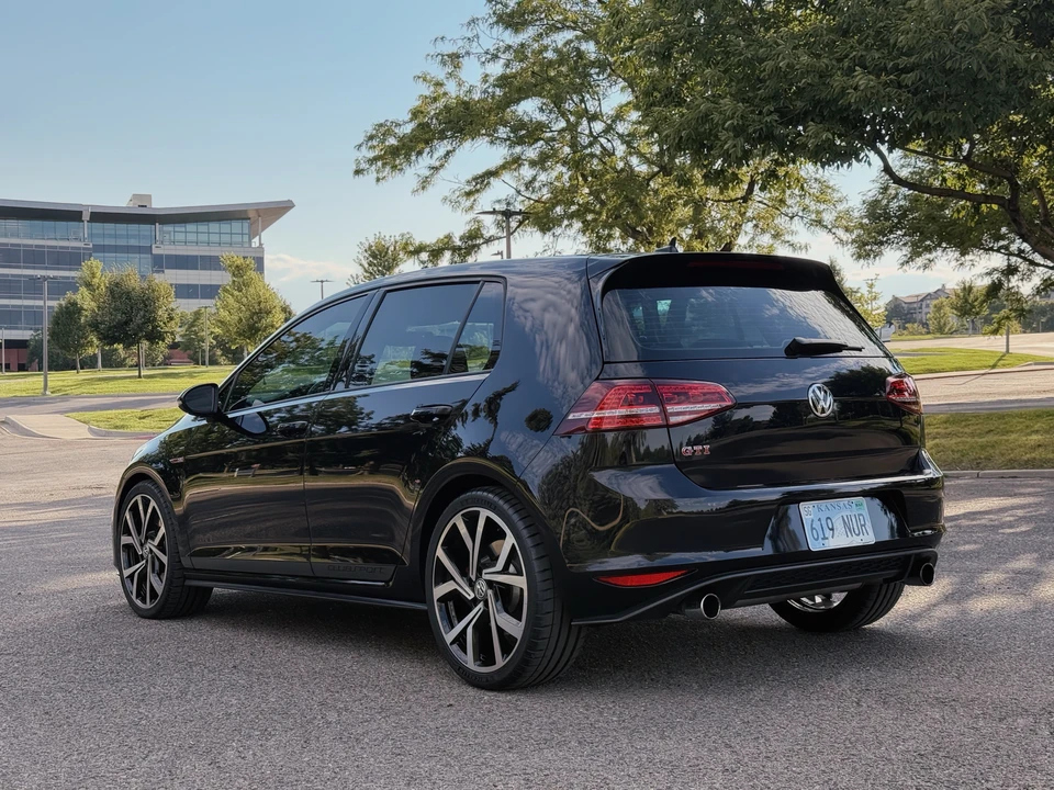 2016 Volkswagen GTI Mk7 - Image 13 of 31