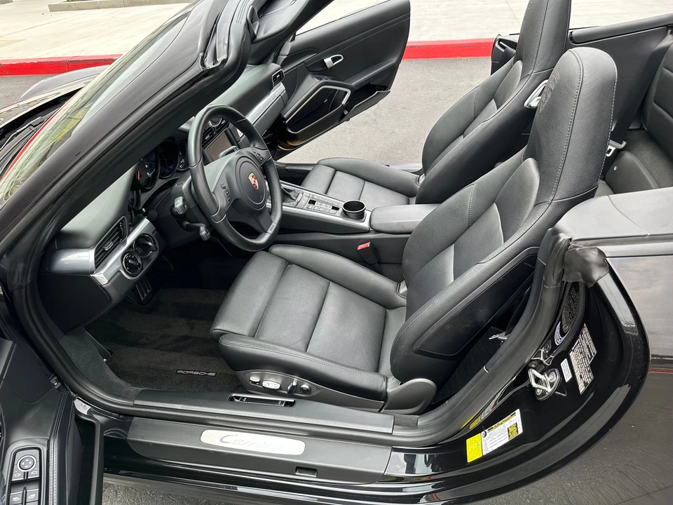 2012 Porsche 991 Carrera - Image 15 of 31