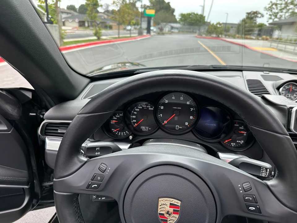2012 Porsche 991 Carrera - Image 18 of 31