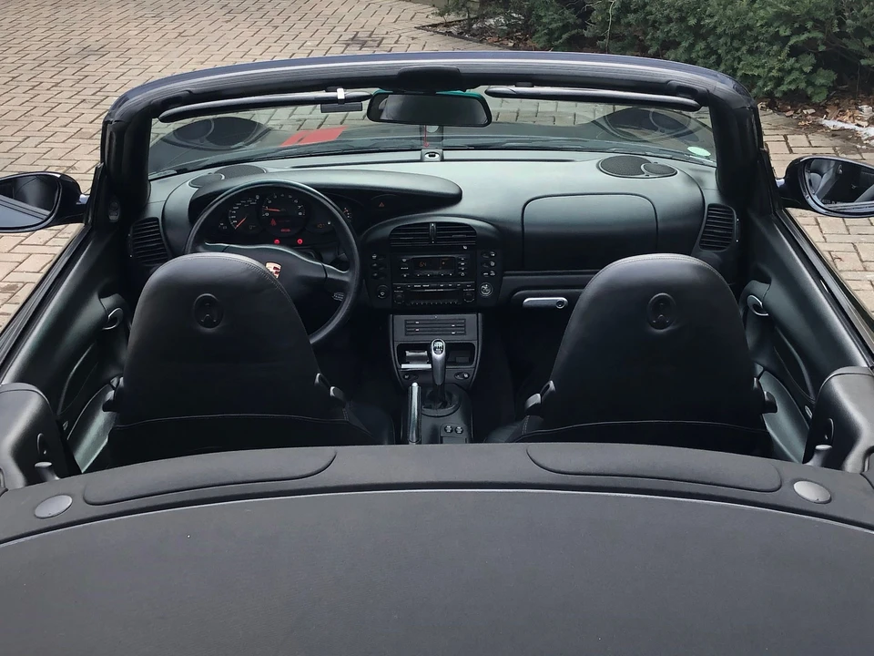 2003 Porsche 996 Carrera - Image 10 of 23
