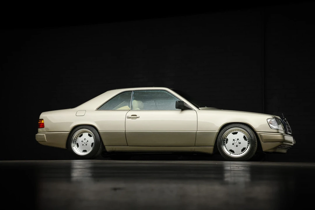 1988 Mercedes-Benz W124 E-Class - Image 13 of 31