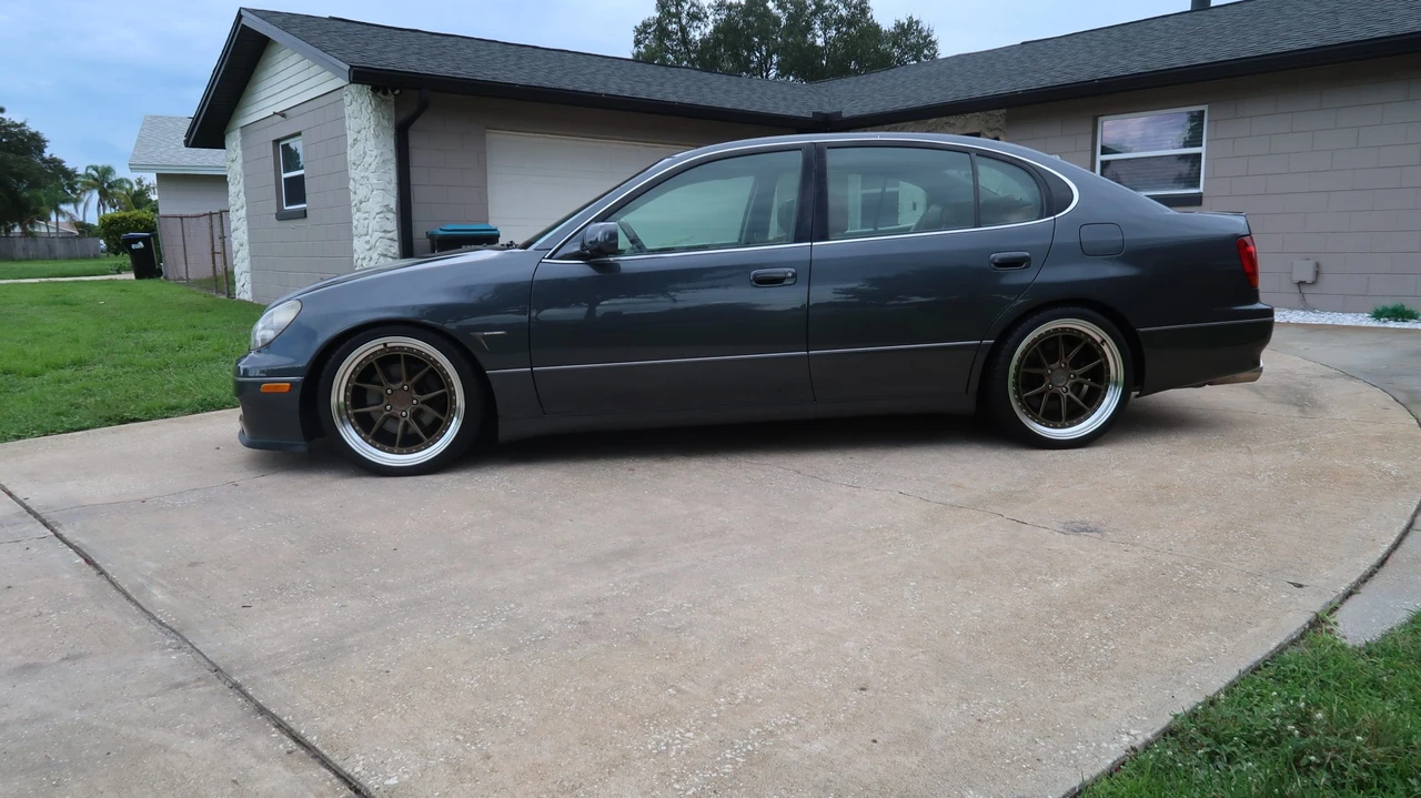 2003 Lexus GS 2nd Gen - Image 9 of 31