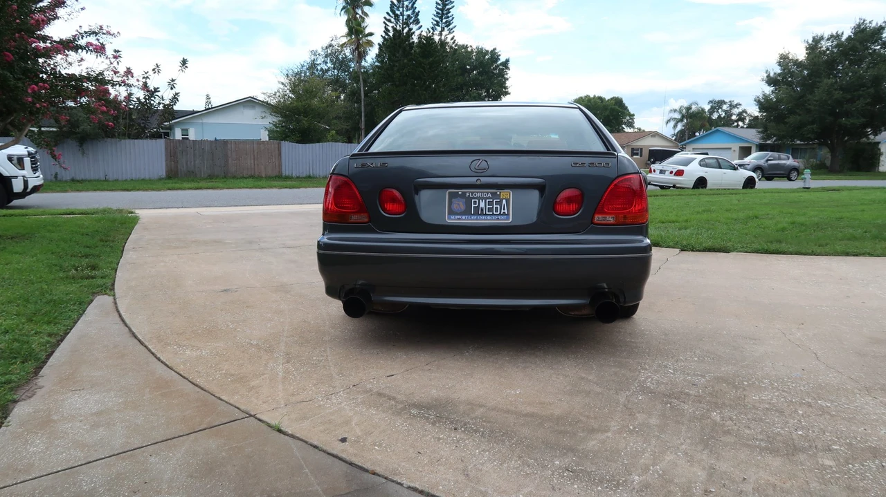 2003 Lexus GS 2nd Gen - Image 7 of 31
