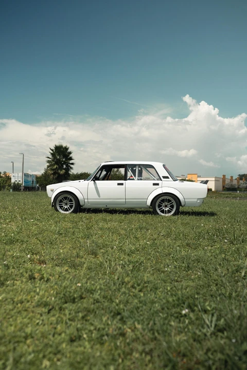 1988 Lada - Image 12 of 31