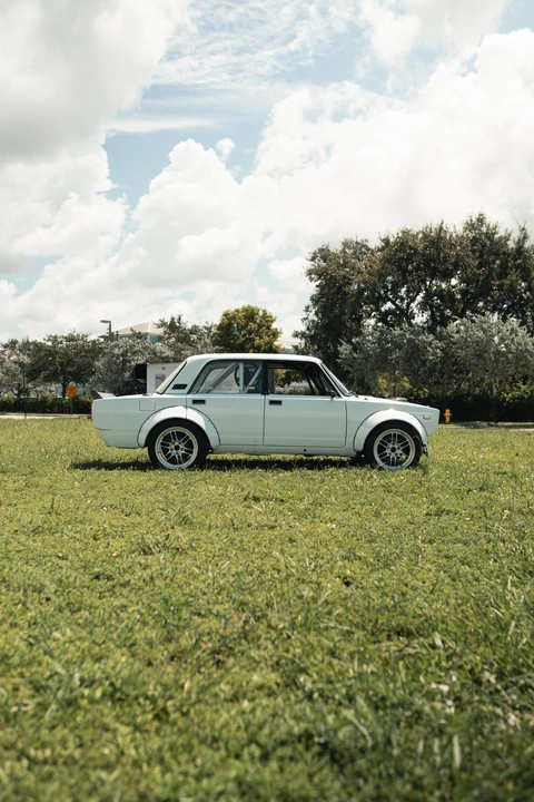 1988 Lada - Image 17 of 31