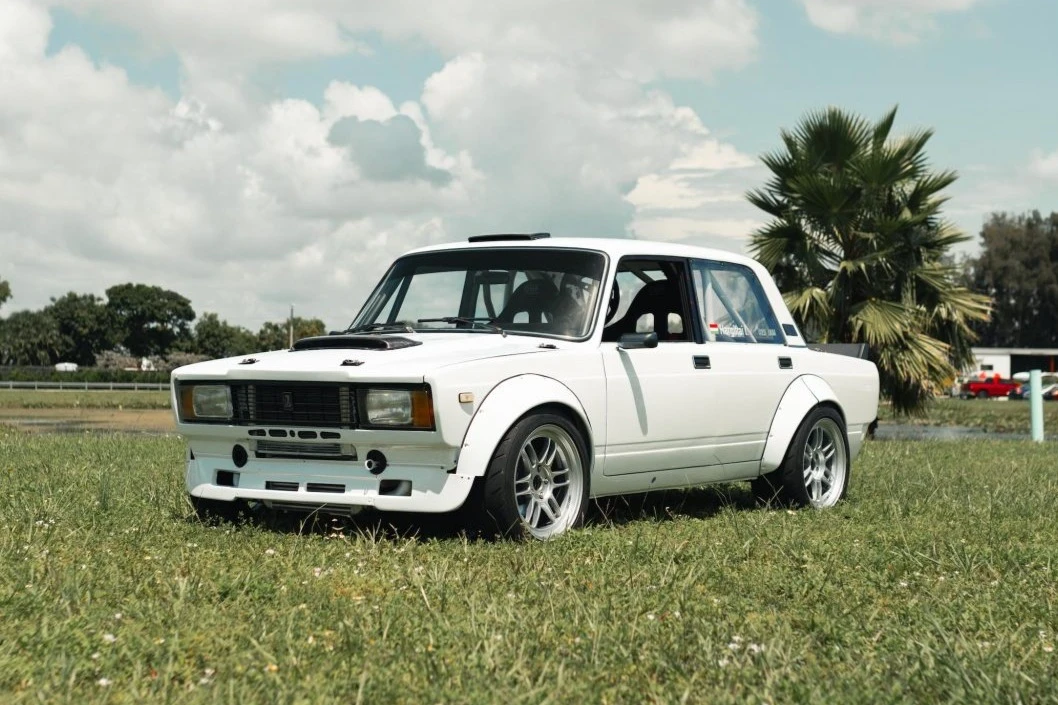 1988 Lada - Image 10 of 31
