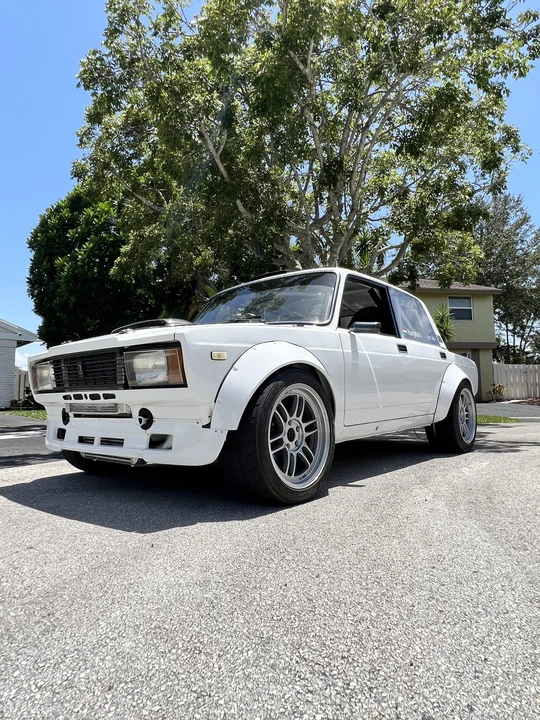 1988 Lada - Image 2 of 31