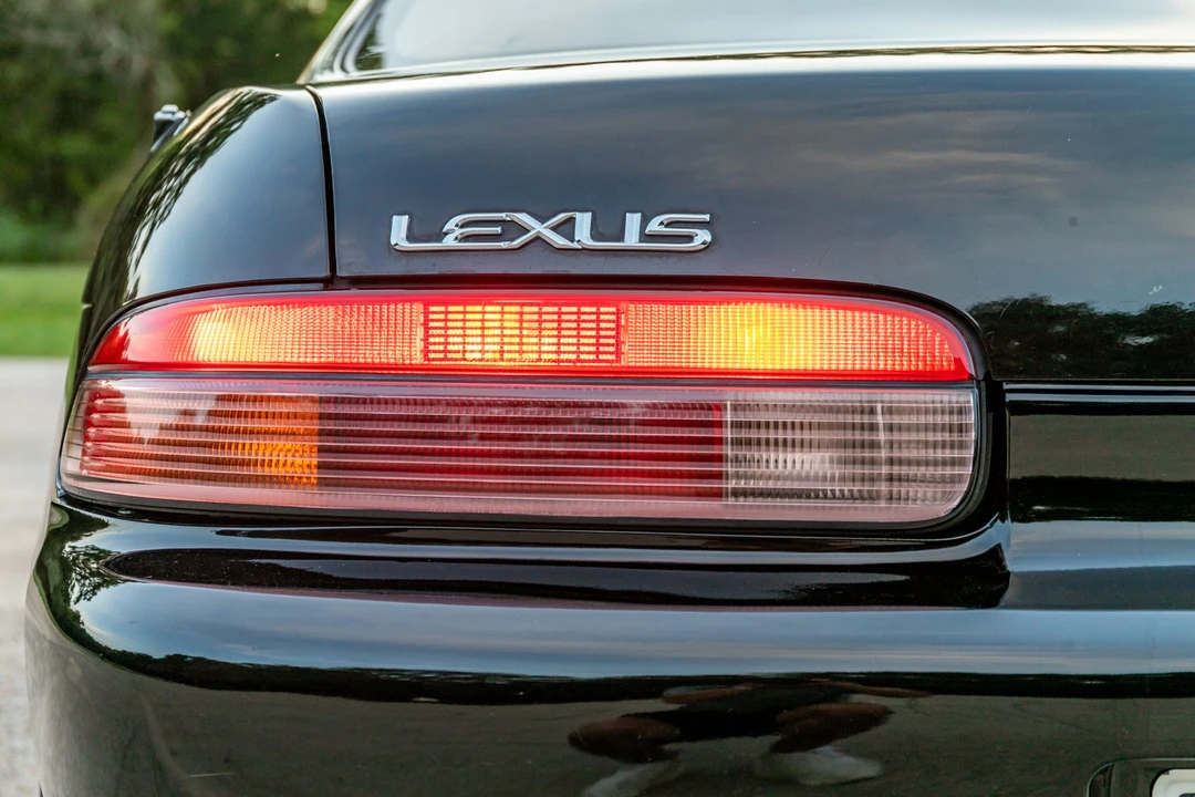 1996 Lexus SC400 - Image 18 of 31