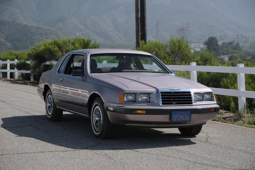 1986 Ford Thunderbird 9th Gen - Image 4 of 31
