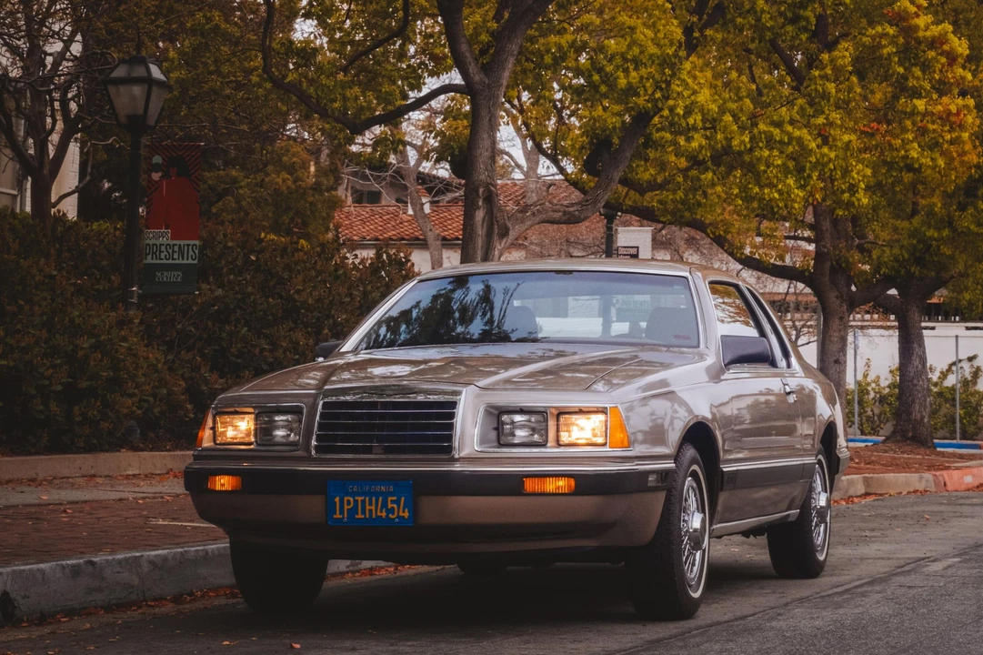 1986 Ford Thunderbird 9th Gen - Image 22 of 31