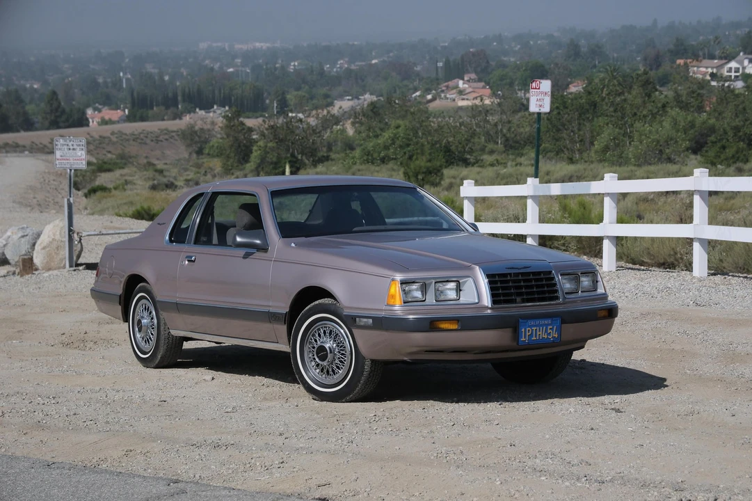1986 Ford Thunderbird 9th Gen - Image 5 of 31