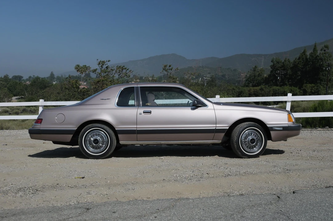 1986 Ford Thunderbird 9th Gen - Image 7 of 31