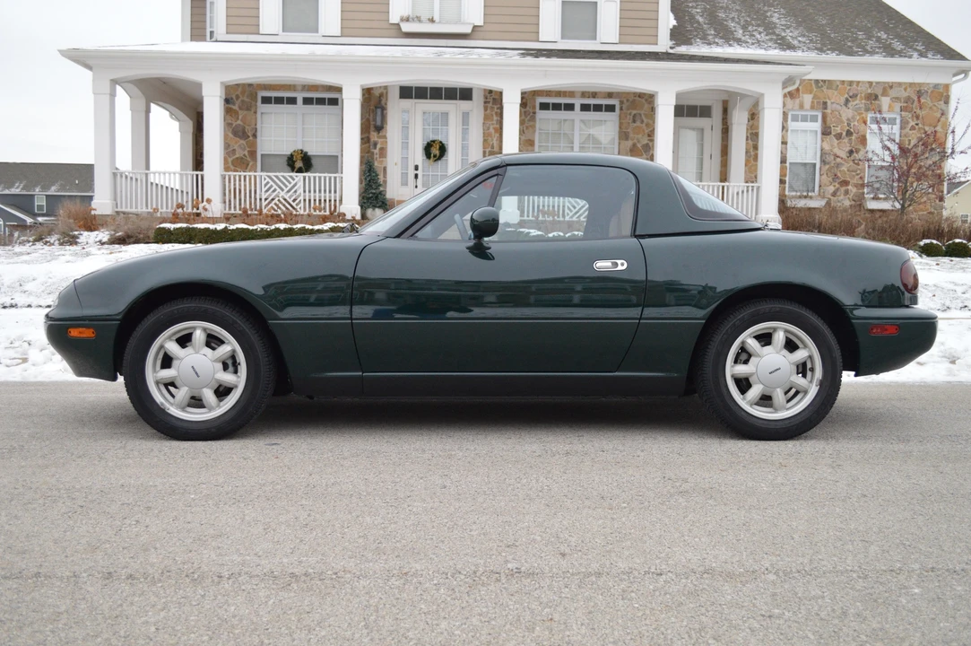 1991 Mazda NA MX-5 Miata - Image 2 of 31