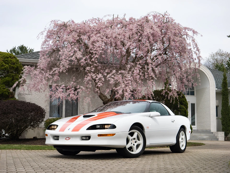 1997 Chevrolet Camaro SS 4th Gen - Image 2 of 31