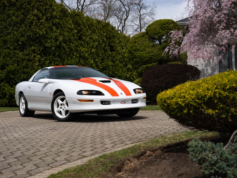 1997 Chevrolet Camaro SS 4th Gen - Image 13 of 31
