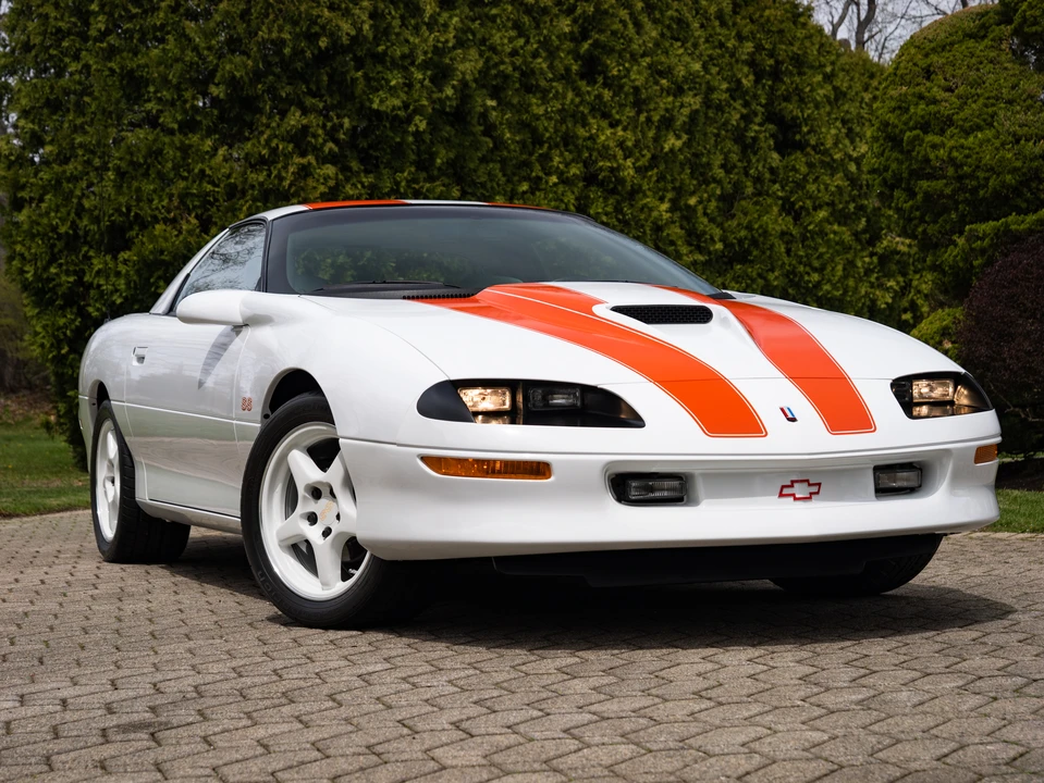 1997 Chevrolet Camaro SS 4th Gen - Image 14 of 31