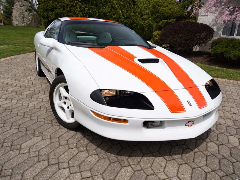 1997 Chevrolet Camaro SS 4th Gen - Image 15 of 31