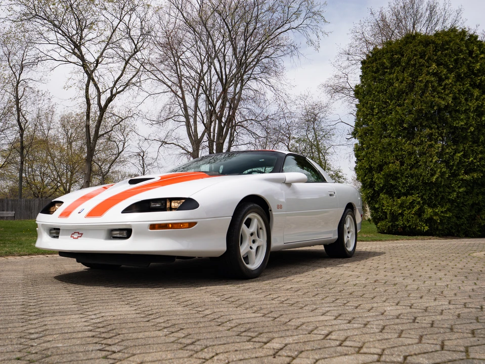 1997 Chevrolet Camaro SS 4th Gen - Image 18 of 31