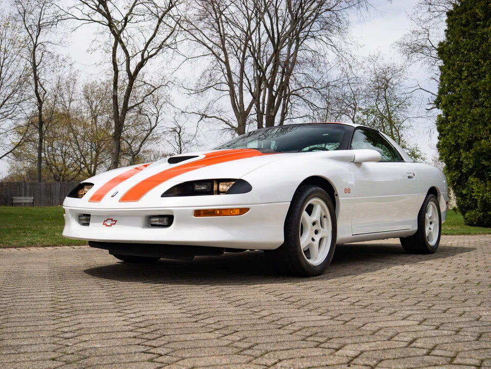 1997 Chevrolet Camaro SS 4th Gen - Image 19 of 31