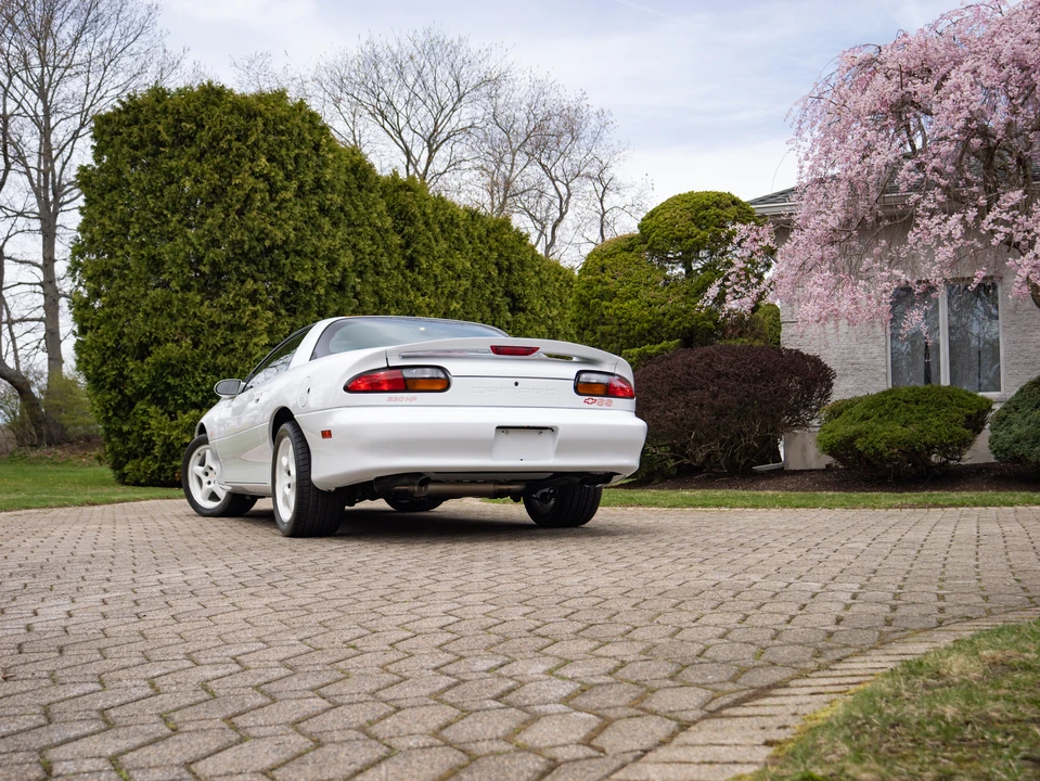 1997 Chevrolet Camaro SS 4th Gen - Image 23 of 31