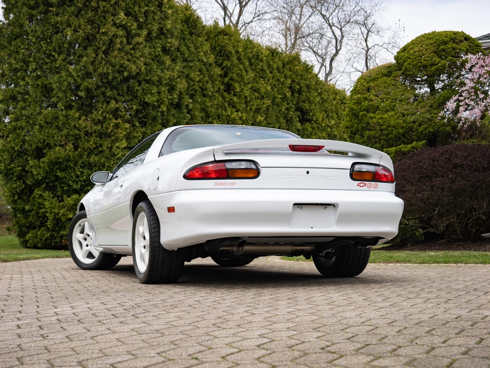1997 Chevrolet Camaro SS 4th Gen - Image 24 of 31