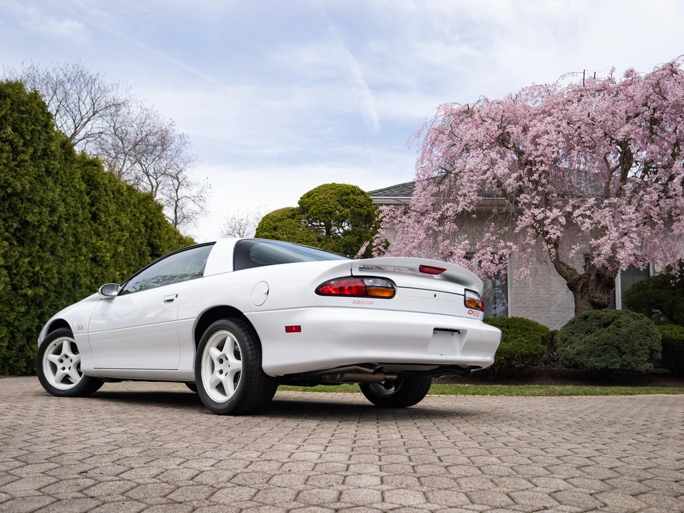 1997 Chevrolet Camaro SS 4th Gen - Image 26 of 31