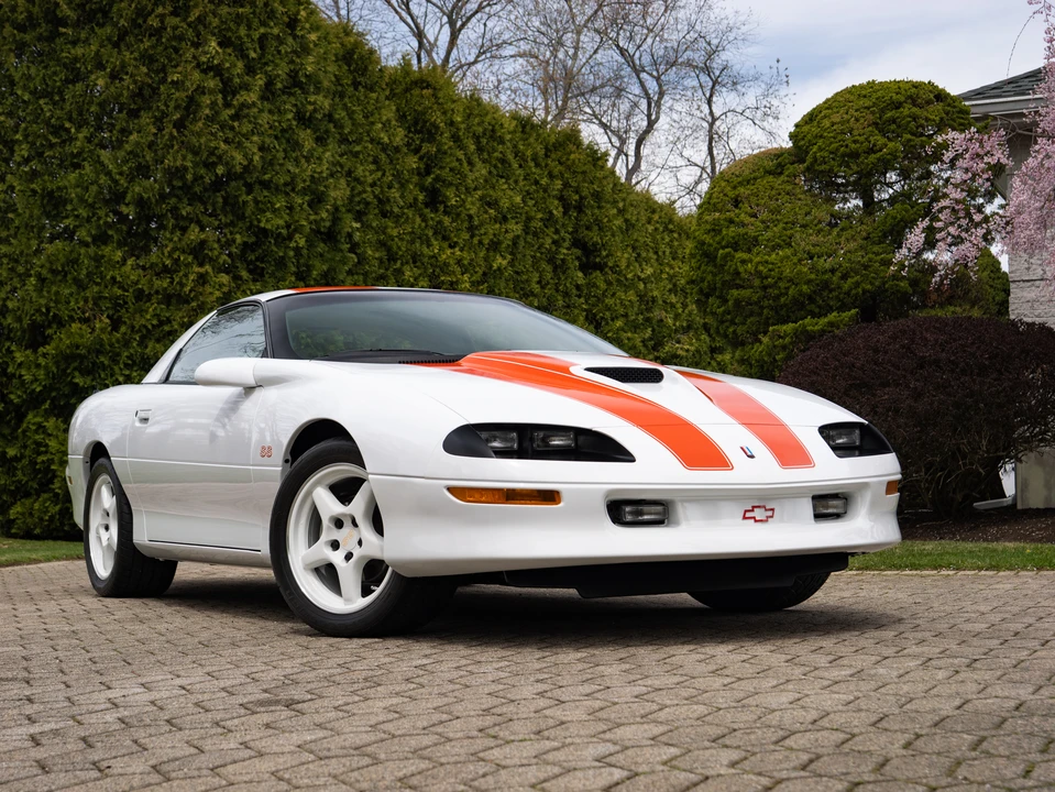 1997 Chevrolet Camaro SS 4th Gen - Image 7 of 31