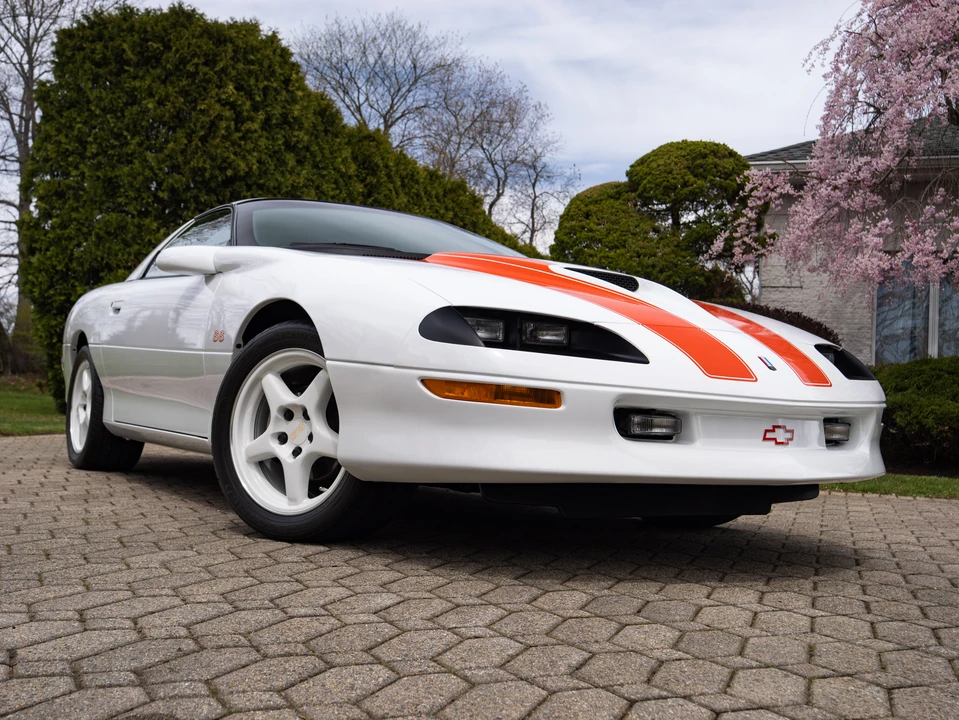 1997 Chevrolet Camaro SS 4th Gen - Image 11 of 31