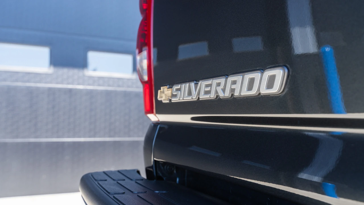 2003 Chevrolet Silverado 1st Gen - Image 19 of 31