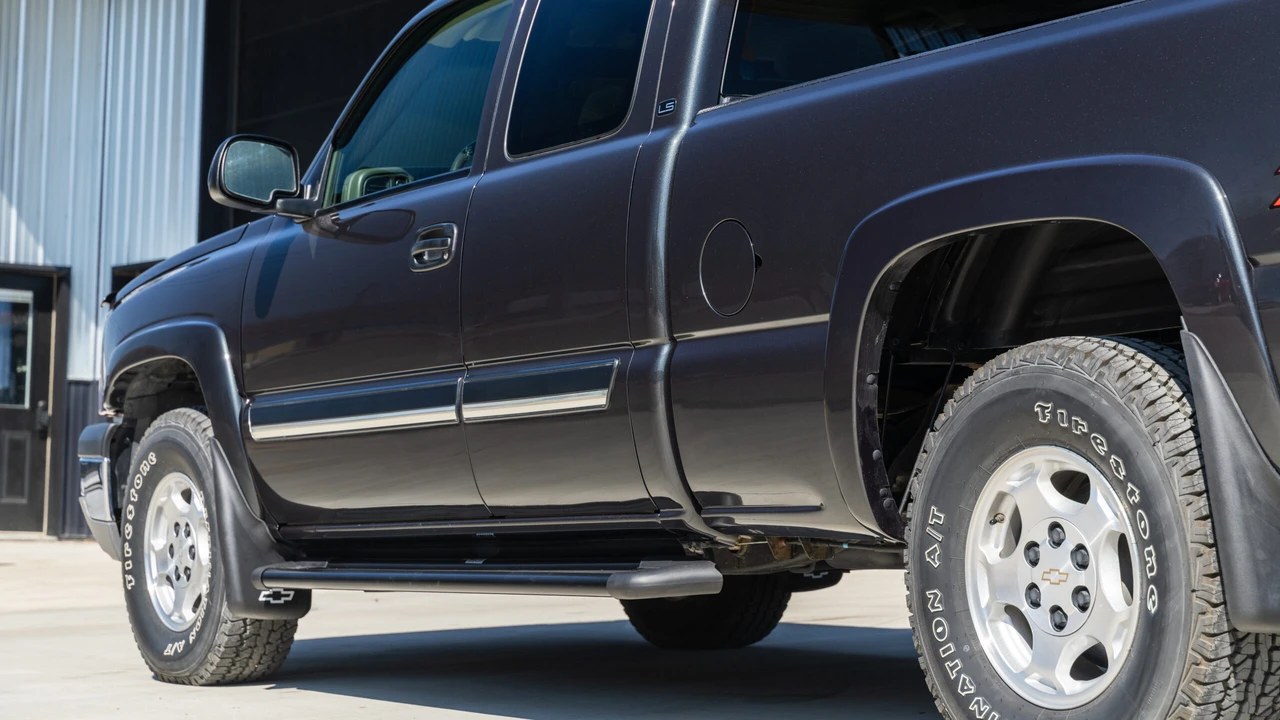 2003 Chevrolet Silverado 1st Gen - Image 4 of 31