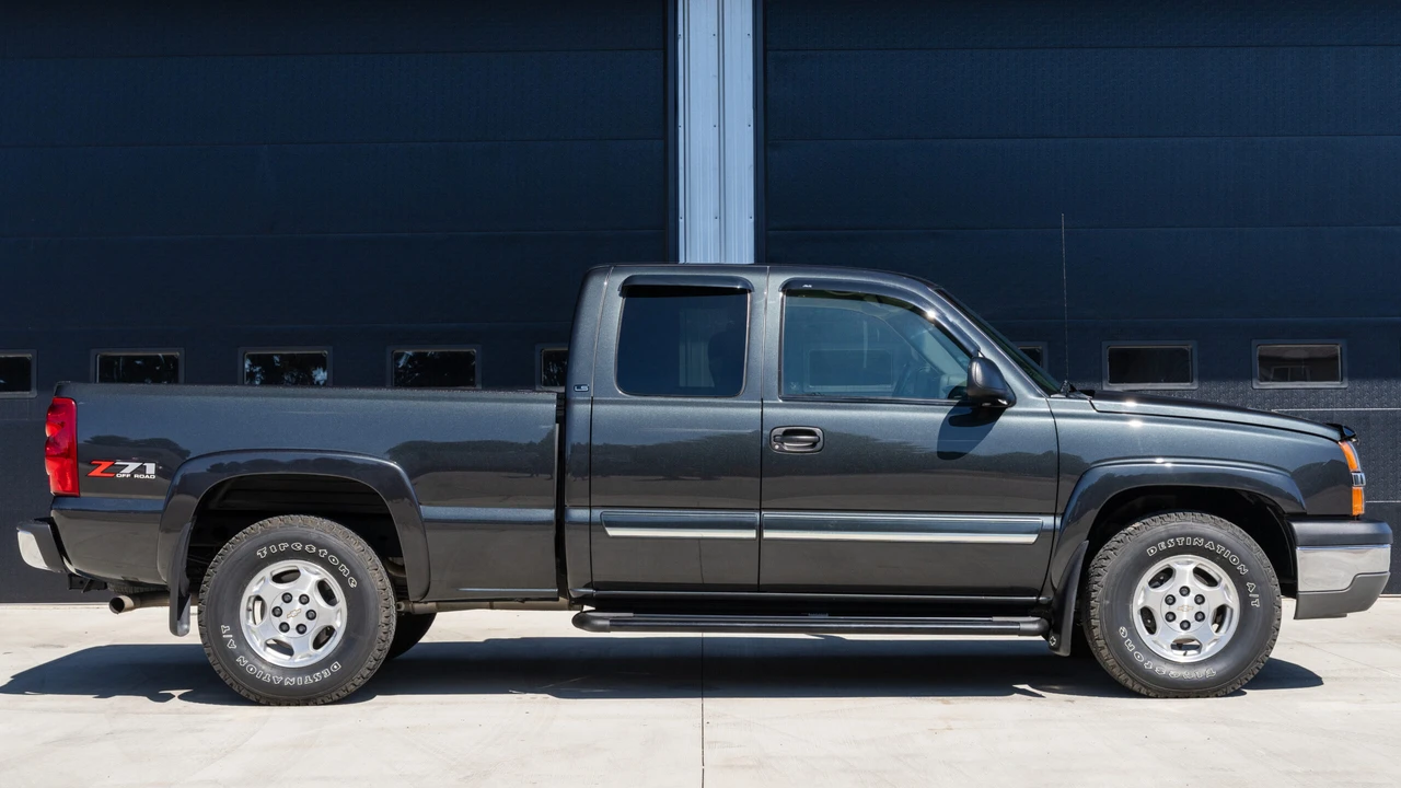 2003 Chevrolet Silverado 1st Gen - Image 9 of 31