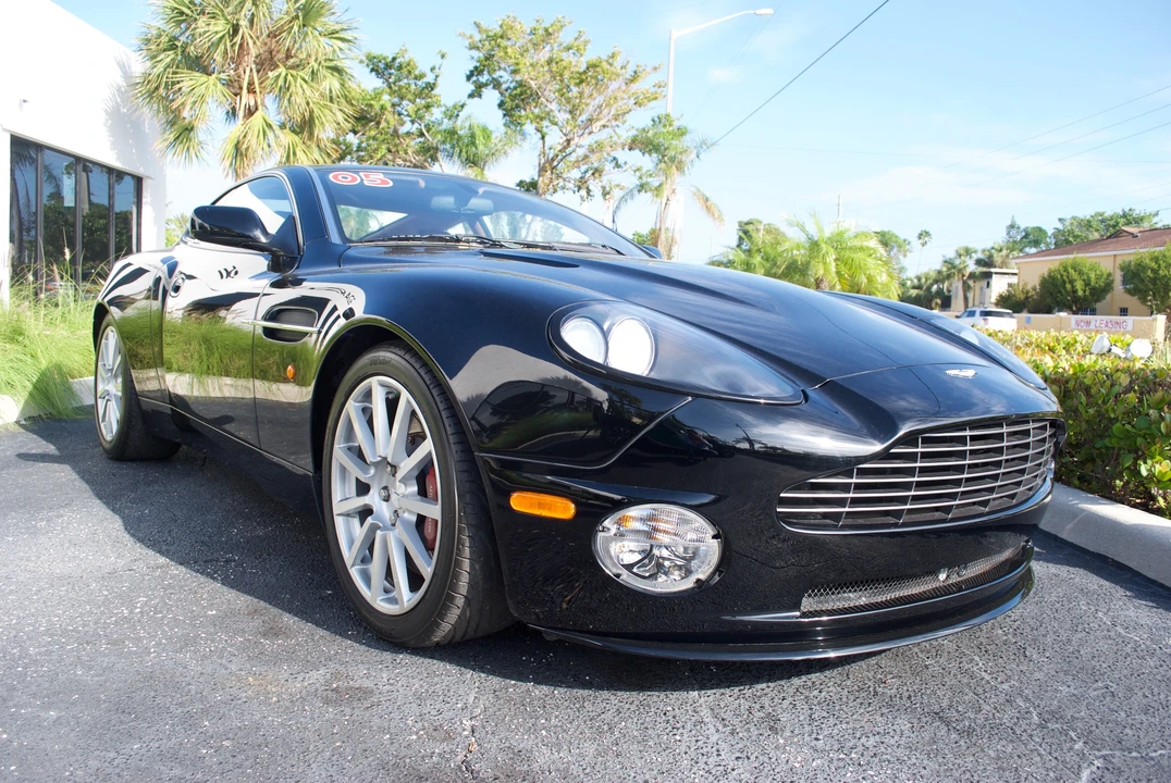 2006 Aston Martin Vanquish 1st Gen - Image 23 of 31