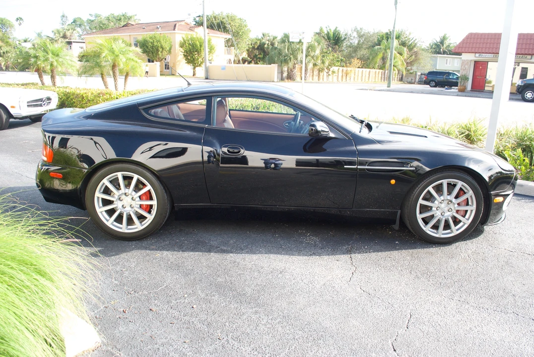 2006 Aston Martin Vanquish 1st Gen - Image 20 of 31