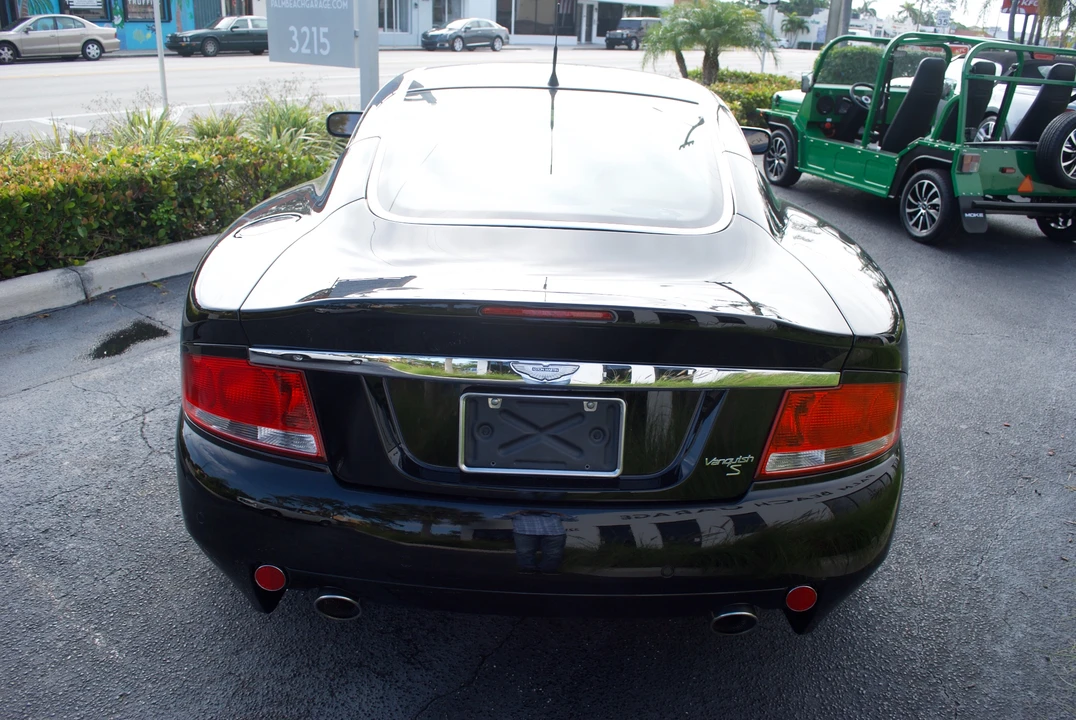2006 Aston Martin Vanquish 1st Gen - Image 16 of 31