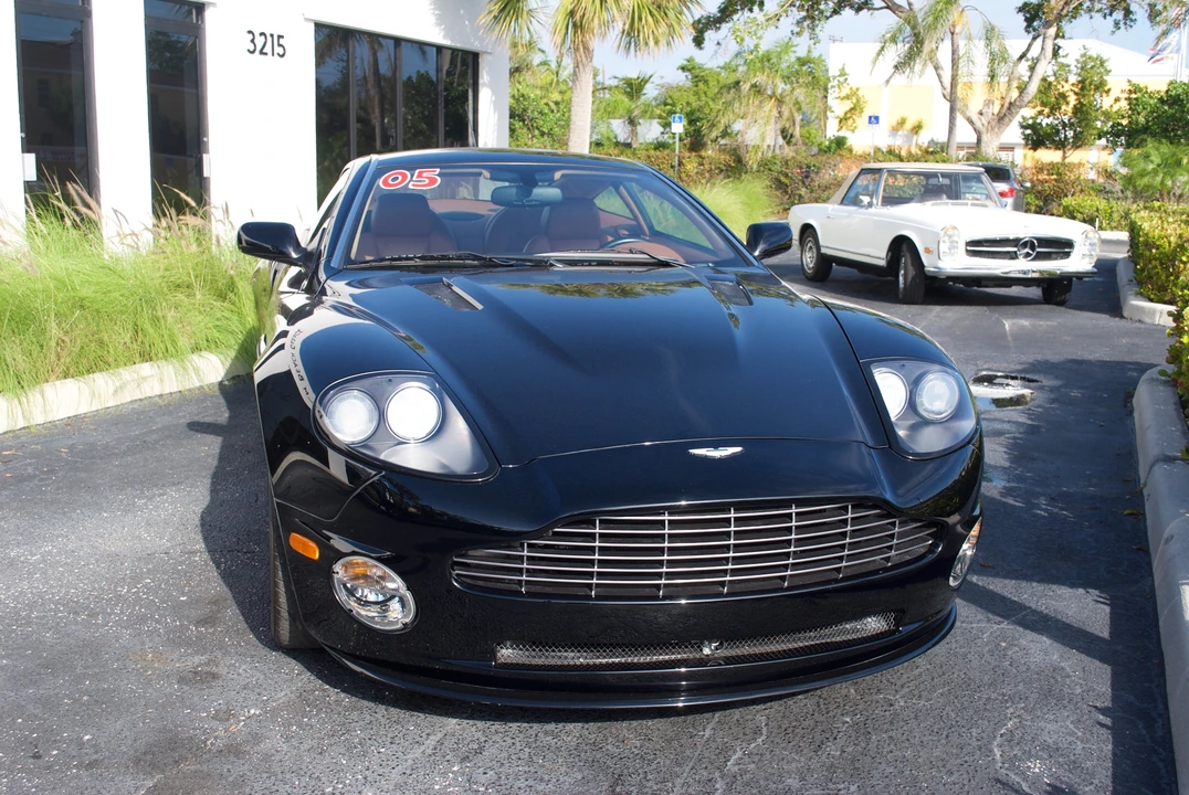 2006 Aston Martin Vanquish 1st Gen - Image 2 of 31