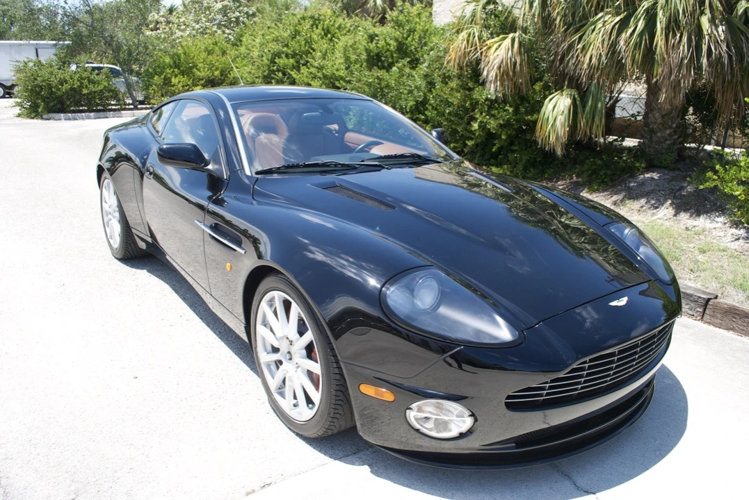 2006 Aston Martin Vanquish 1st Gen - Image 27 of 31